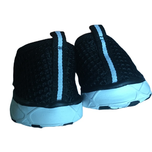 Boys Water Shoes - Picture 5 of 12